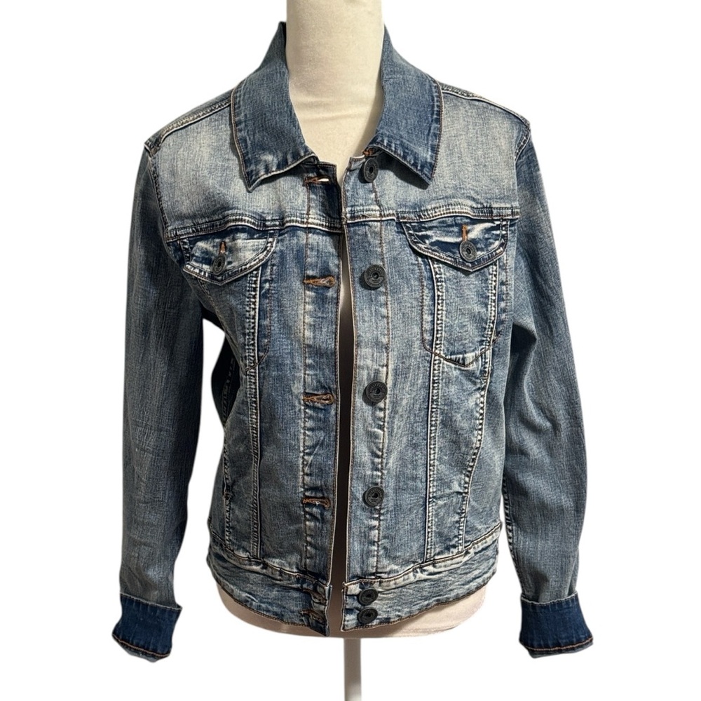Stretchy denim jacket size medium